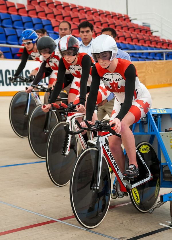 The Canadian women about to start the team pursuit race. Photo credit: Ivan Rupes