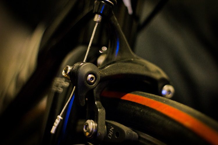 adjusting bicycle brake pads