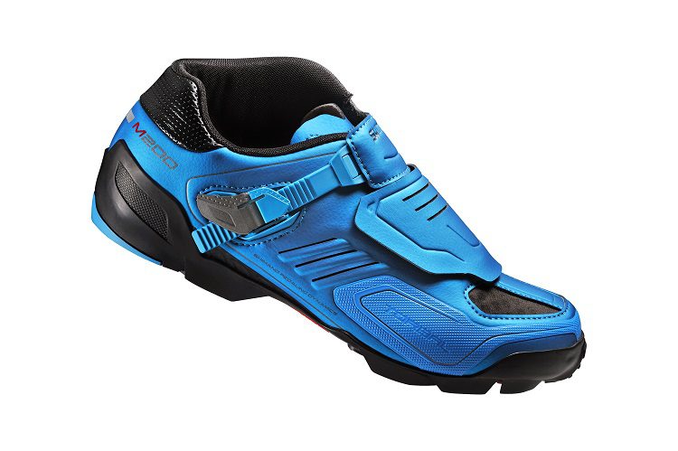 clipless shoes and pedal combo