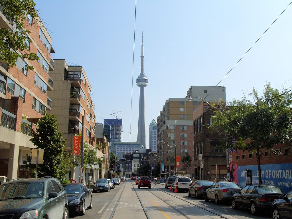 Any Torontonian who has gotten their bearings on a bike by looking for the CN Tower can thank Roger du Toit. 