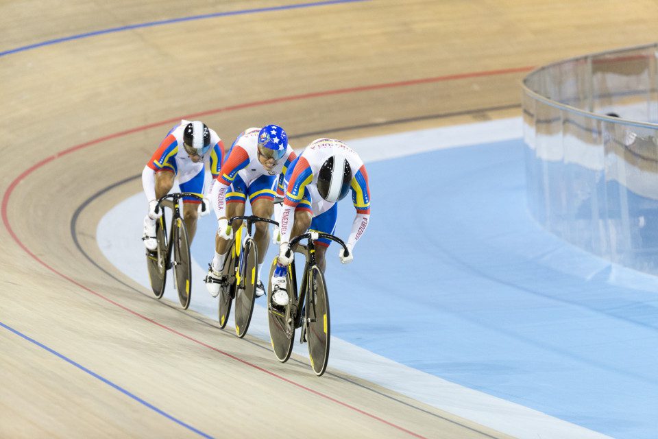 Canada wins gold in men's and women's team sprint at 2015 Pan Am Games ...