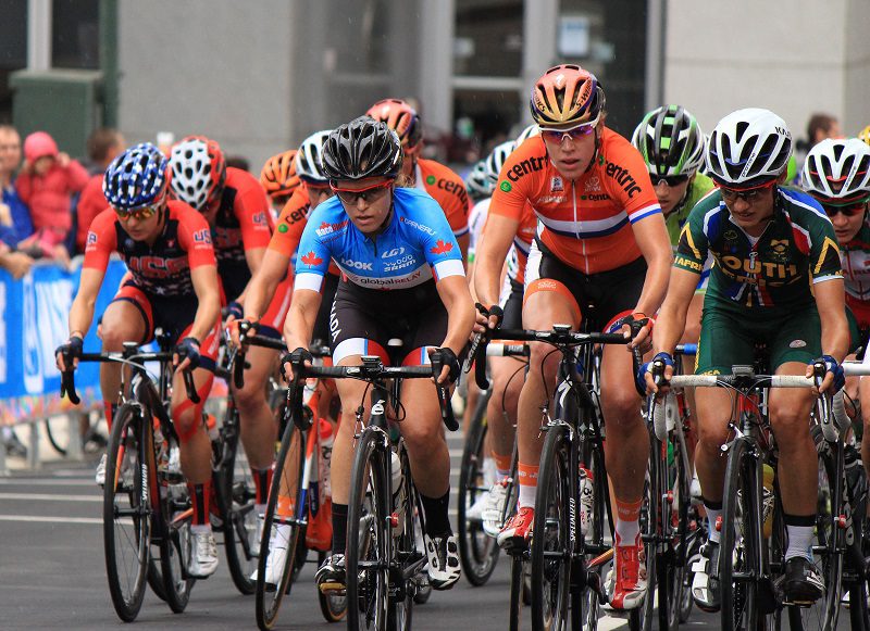 The elite women's field races up the Governor St. climb at the 2015 UCI Road World Championships Saturday in Richmond.