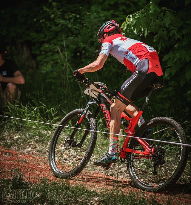 Evan McNeely races at the Hardwood Hills Canada Cup. (Photo: Jeff Faulds - Faulds Phtoography)