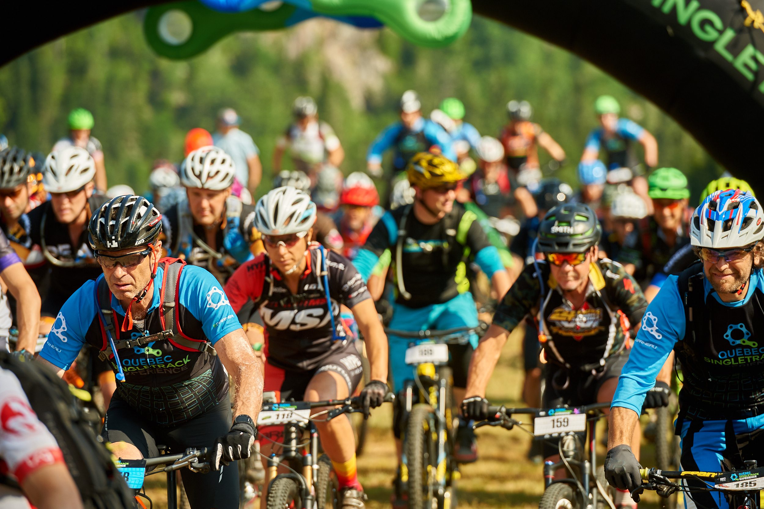 Crossing the start line at the Quebec Singletrack Experience. (Photo: Bear Cieri/QSE)