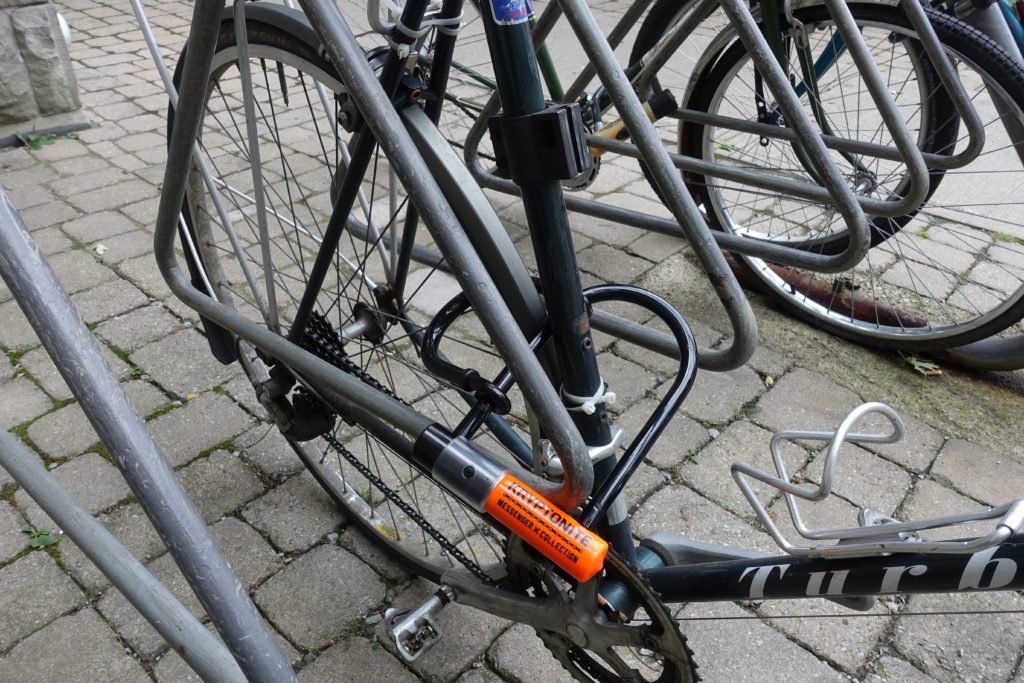locking your bike