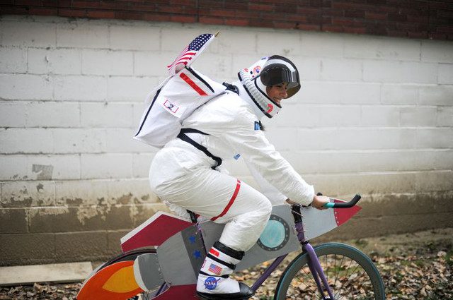 Win Halloween with the best bike costume - Canadian Cycling Magazine