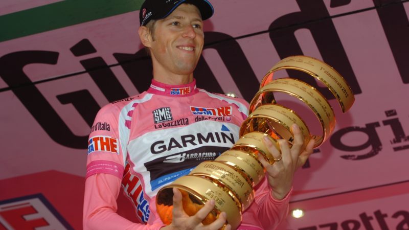 Ryder Hesjedal Giro d'Italia trofeo senza fine