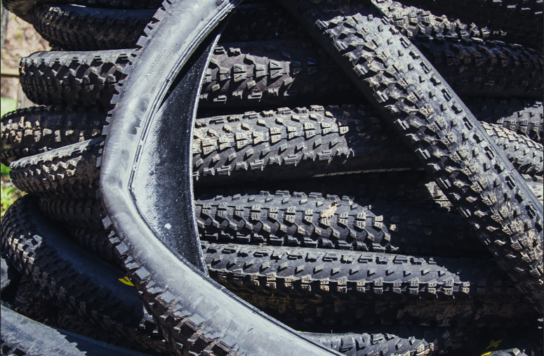 How to fix a tubeless tire (when sealant alone won't ) - Canadian Cycling  Magazine