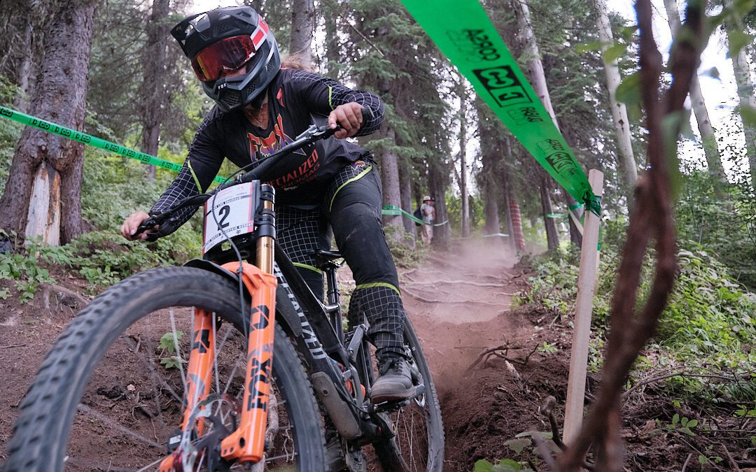 Bailey Goldstone races canadian downhill national championships