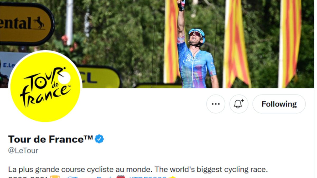 The Tour de France twitter account with Hugo Houle