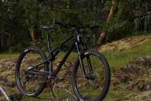 Rocky Mountain Element C70 review bike