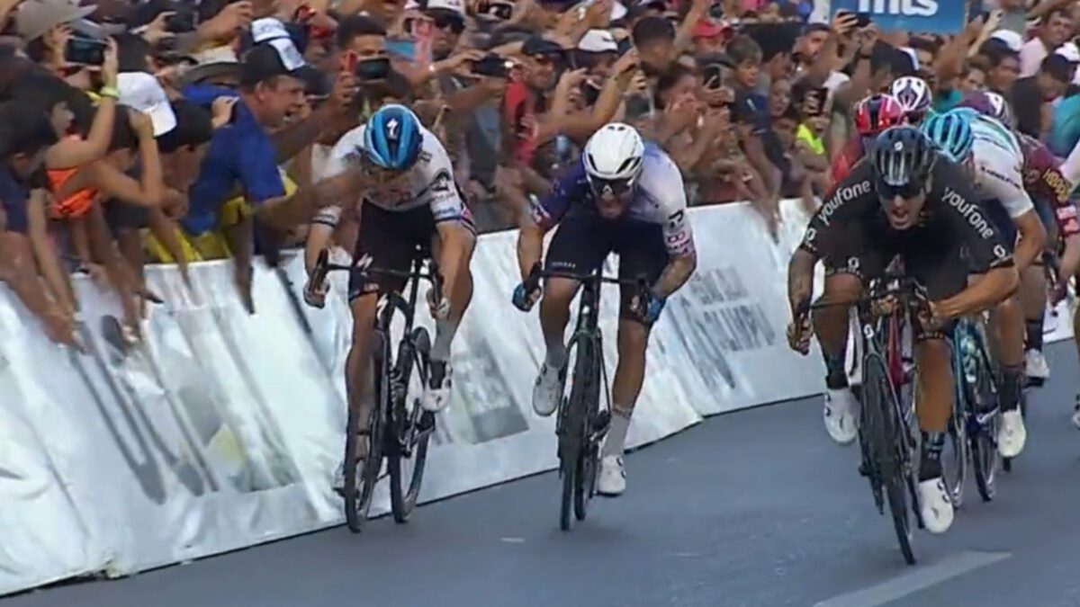 Fabio Jakobsen smashes into a phone in the finish of the Vuelta A San Juan