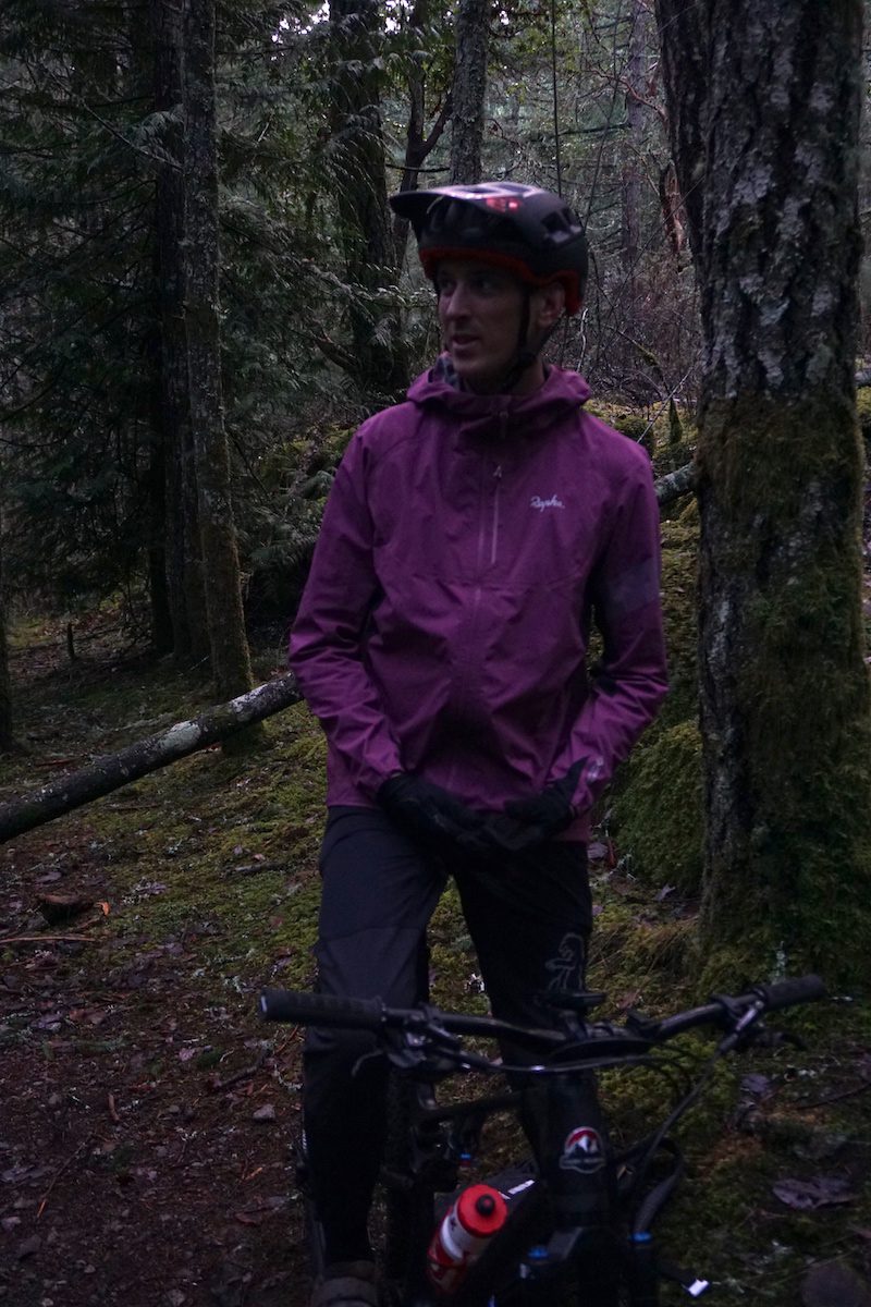 Rapha Trail Jacket in Victoria woods 