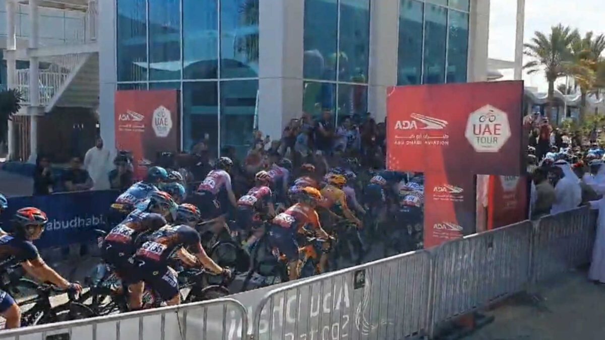 The field at the UAE women's tour