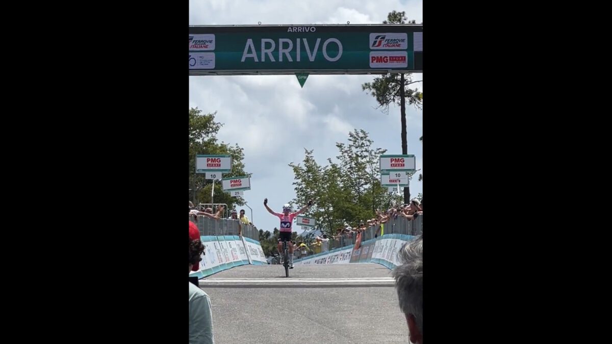 Annemiek van Vleuten wins Stage 7 of the Giro Donne
