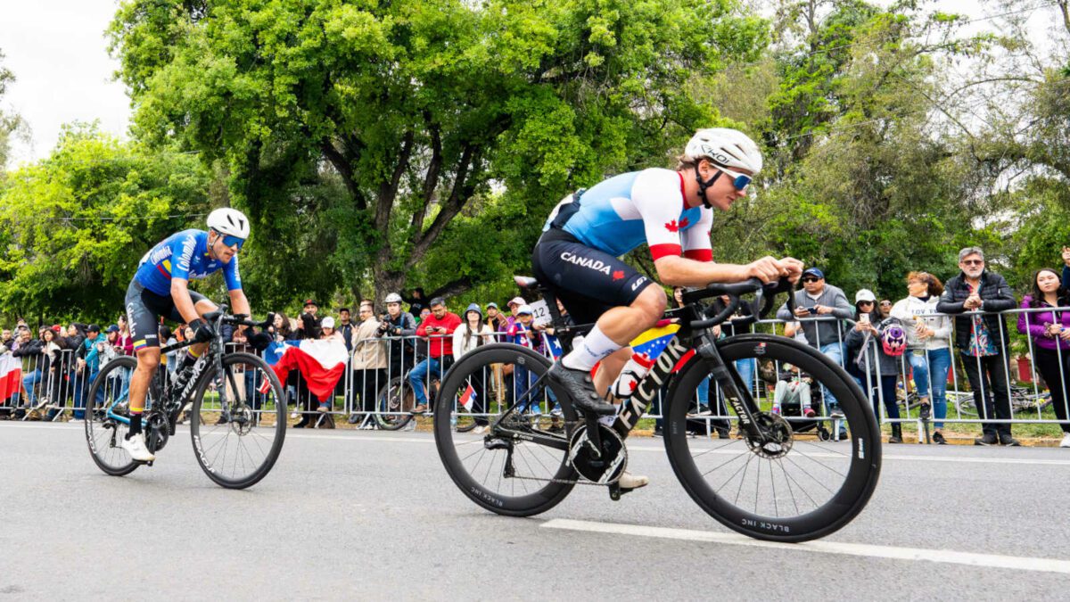 Riley Pickrell competes in the road race at Plaza la Aviacion during the Panam Games in Santiago, Chile on October 28, 2023. (Photo: Dave Holland/CSI Calgary)
