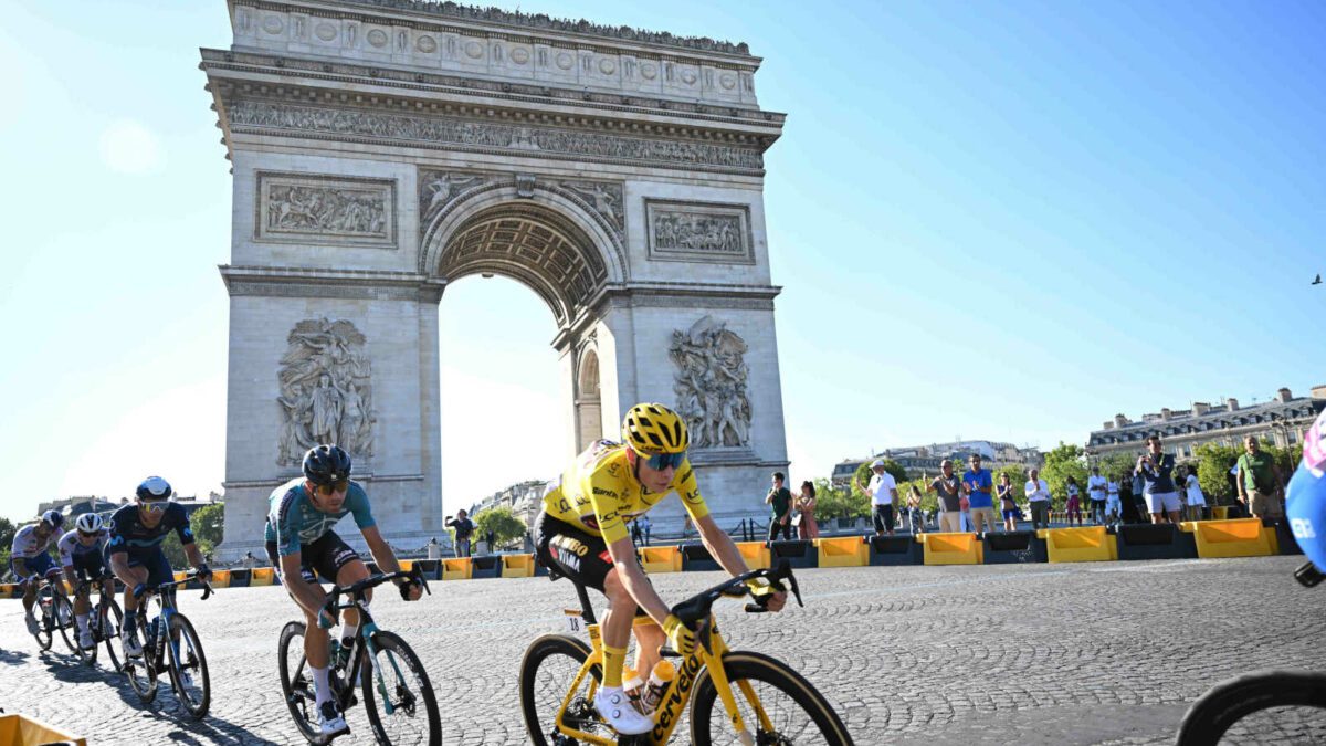 24-07-2022 Tour De France; Tappa 21 Paris - Paris; 2022, Jumbo - Visma; Vingegaard, Jonas; Paris - Arc De Triomphe;