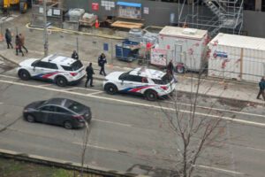 Toronto police blocking bike lanes