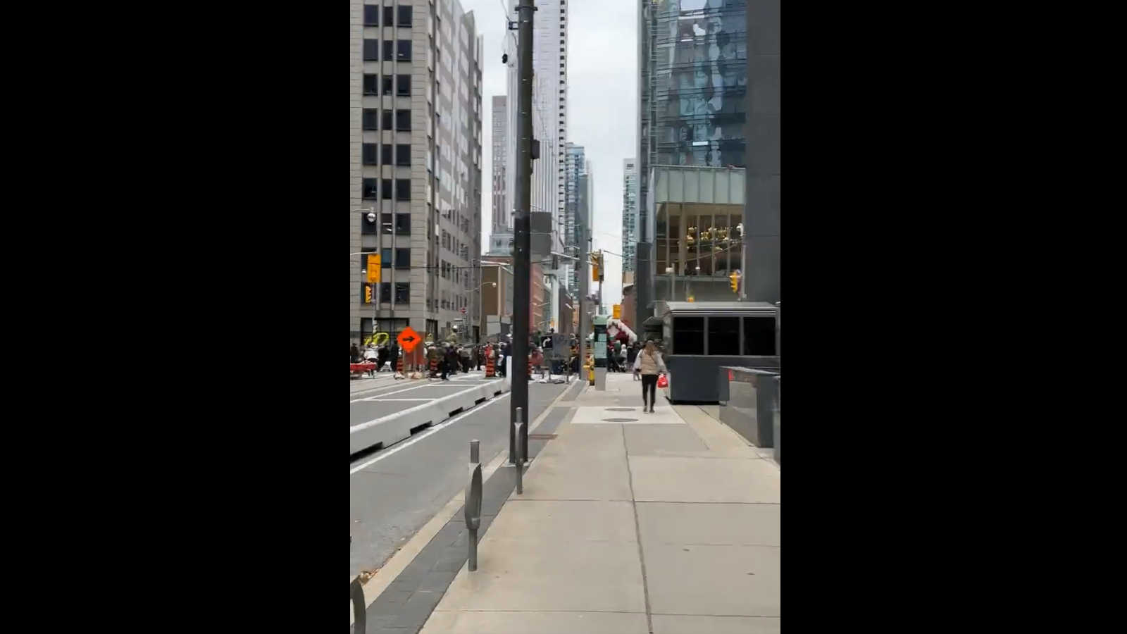 Someone blocked a Toronto bike lane but everyone loved it at the Santa Claus Parade