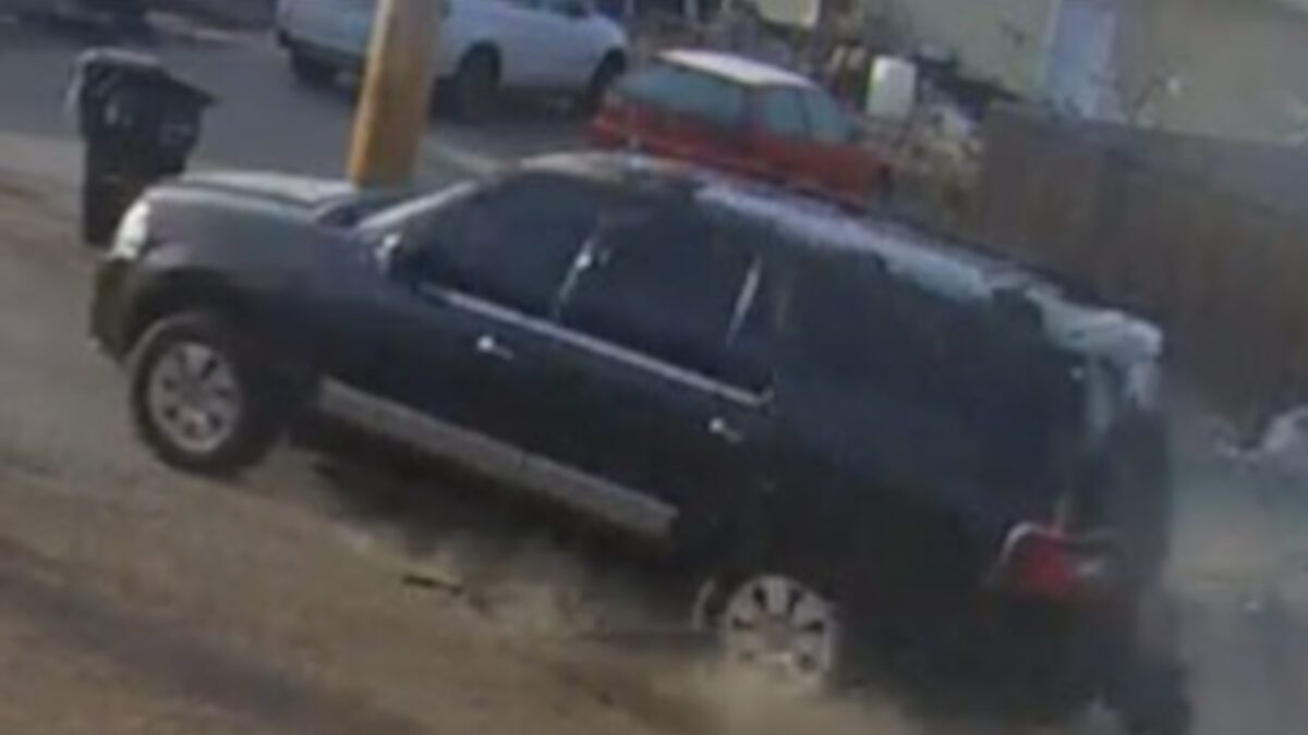 Edmonton SUV wanted for death of cyclist