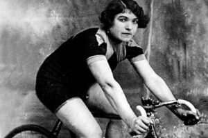 The fascinating story of the only woman to ever ride the men’s Giro