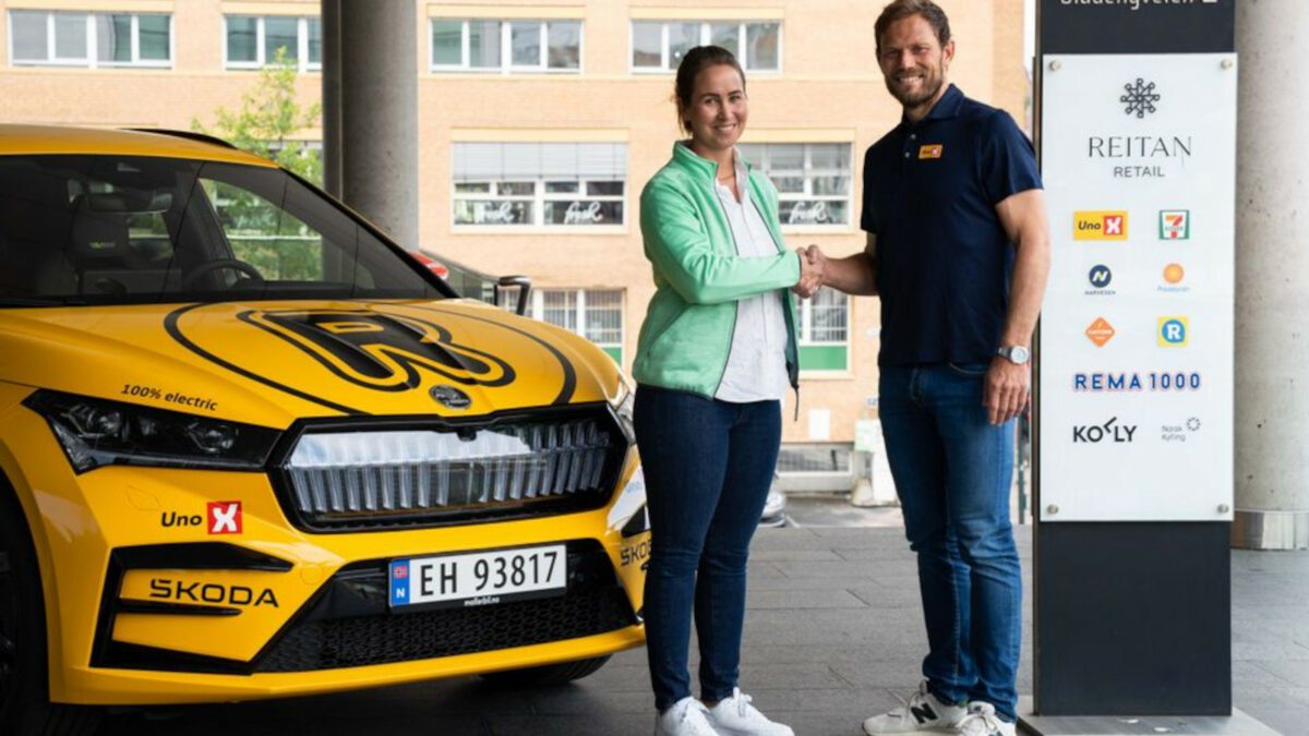 Uno-X to use electric team cars for Tour de France